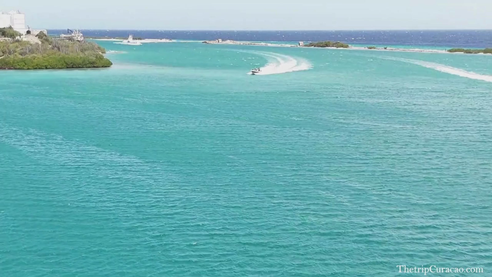 Fuikday Boat Party Curaçao — The Island’s Legendary Sunday Experience